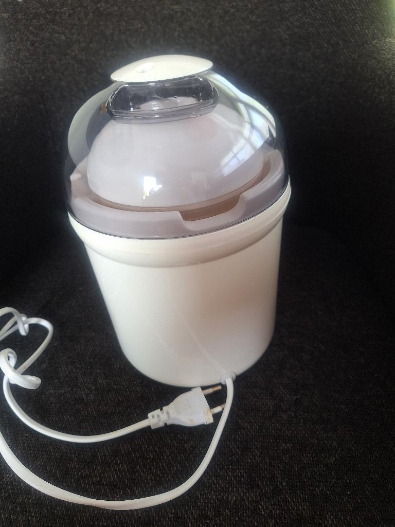 yoghurt maker, Huis en Inrichting, Ophalen of Verzenden, Zo goed als nieuw