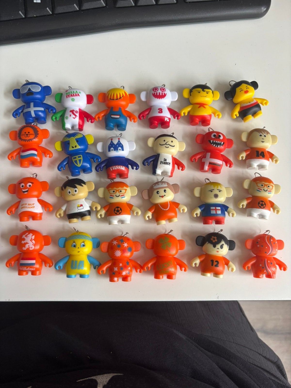 Hoogvliet Monskey WK voetbal poppetjes collectie, Ophalen of Verzenden, Gebruikt