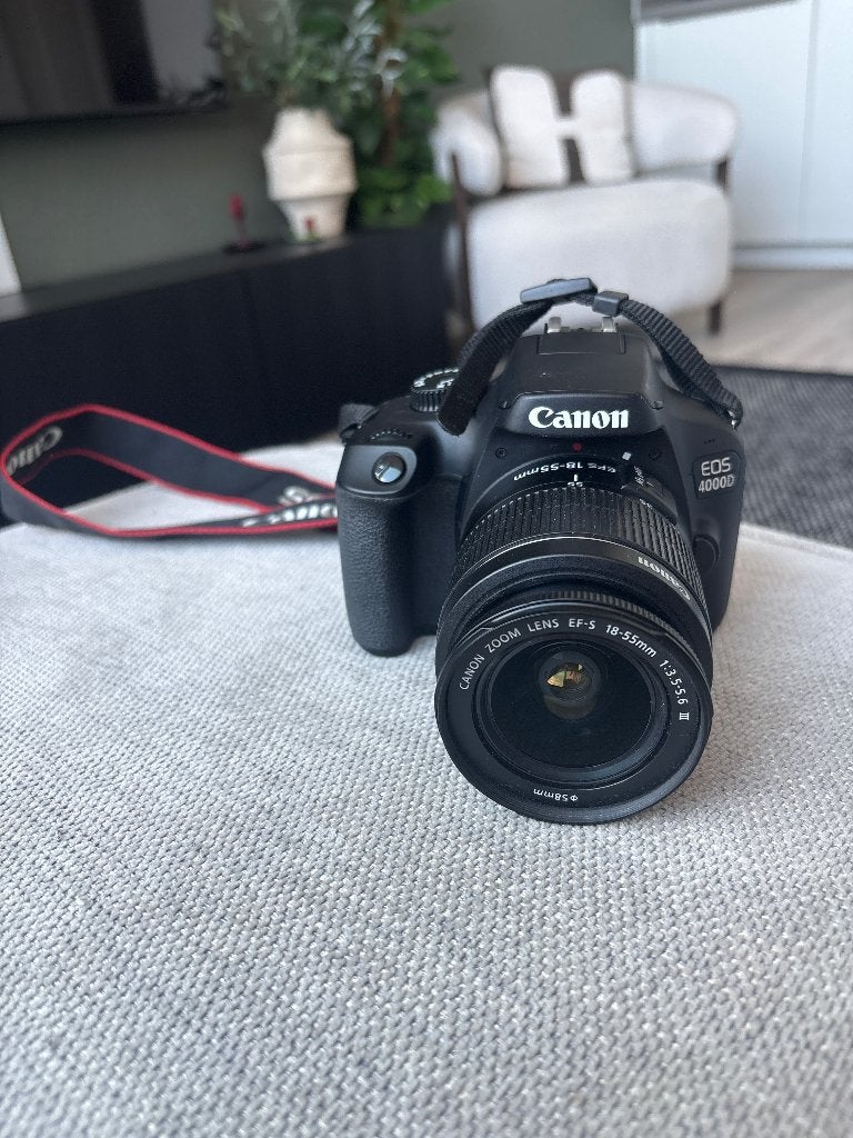 Canon EOS 4000D, Accu, Ingebouwde flitser, Gebruikt, Spiegelreflex