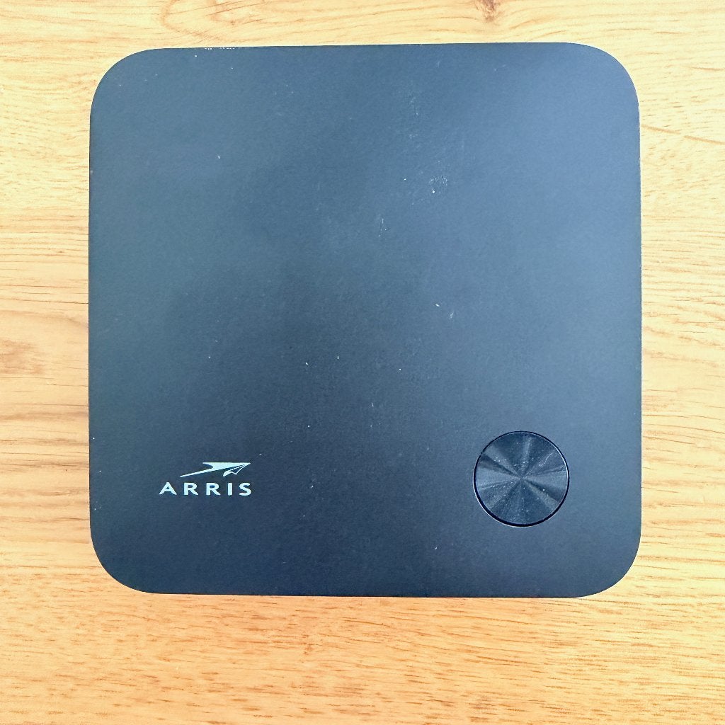 KPN TV kastje VIP5202 met afstandsbediening, Ophalen of Verzenden, Zo goed als nieuw, Decoder