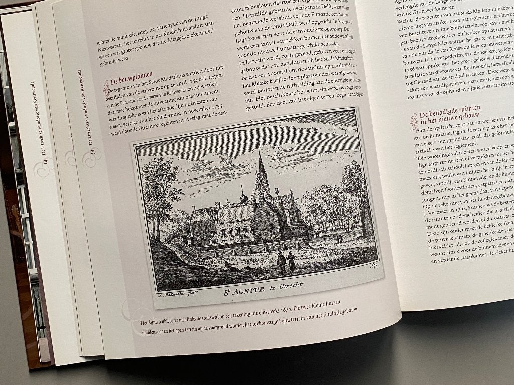De Utrechtse Fundatie van Renswoude , Ophalen of Verzenden, 20e eeuw of later, Zo goed als nieuw