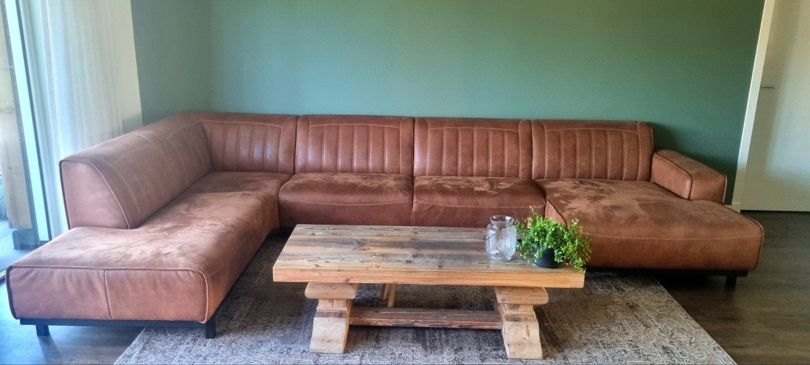 Grote bruine hoekbank met chaise longue, Huis en Inrichting, Ophalen, Modern, Comfortabel, Gebruikt, Hoekbank