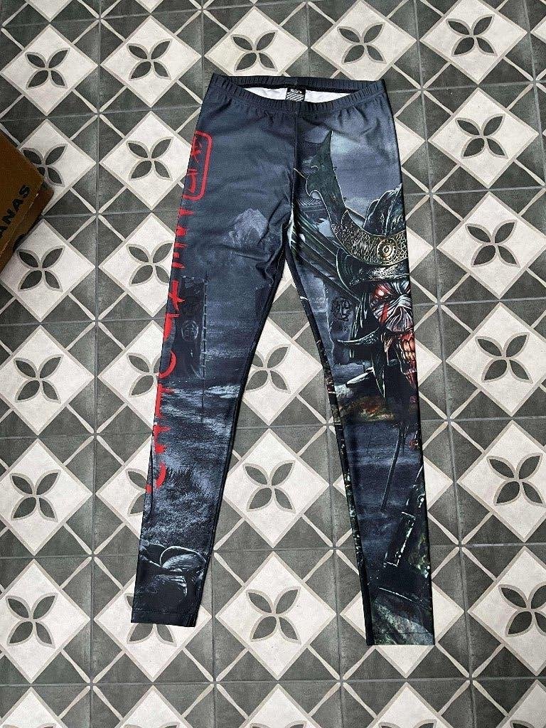 Iron Maiden Leggings Senjutsu Album Maat S, Verzamelen, Iron Maiden Leggings Senjutsu Album Maat S, Nieuw, Ophalen of Verzenden