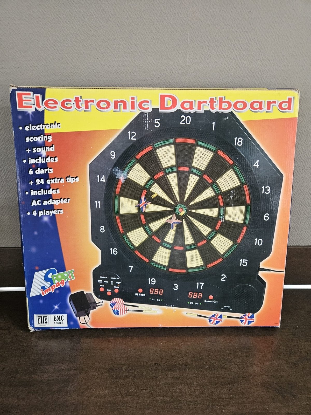 Elektronisch dartbord met 5 darts - Zo goed als nieuw, Ophalen of Verzenden, Zo goed als nieuw, Dartbord met pijlen, Elektronisch