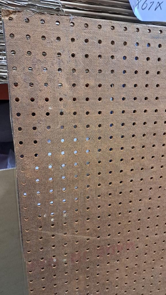 Hardboard plaat met gaatjes diy 120x195 cm, Doe-het-zelf en Verbouw, Platen en Panelen, Ophalen