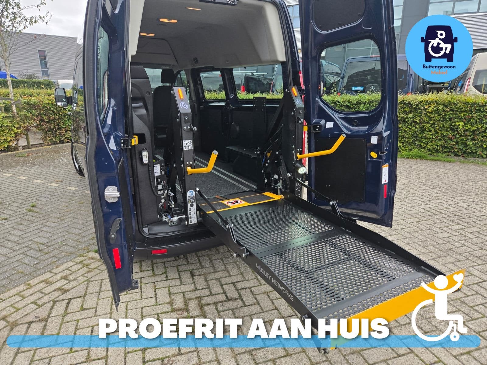 Ford Transit Custom 320 2.0 TDCI L2H2 | Rolstoelbus | Airco, Auto's, Voorwielaandrijving, Dealer onderhouden, Stof, Gebruikt