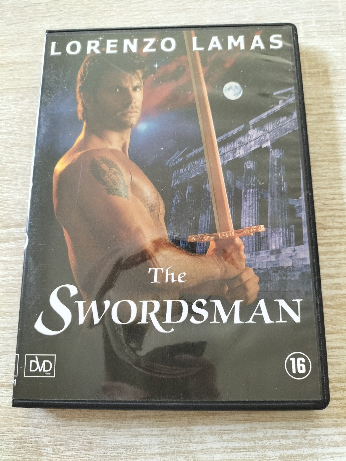 The swordsman, Ophalen of Verzenden