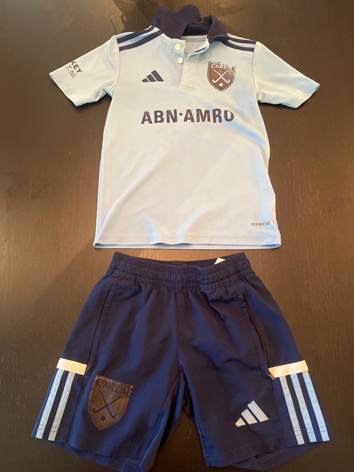 Adidas Laren Hockey tenue - LMHC Shirt en Broekje (maat 128), Ophalen of Verzenden, Gebruikt, Jongen