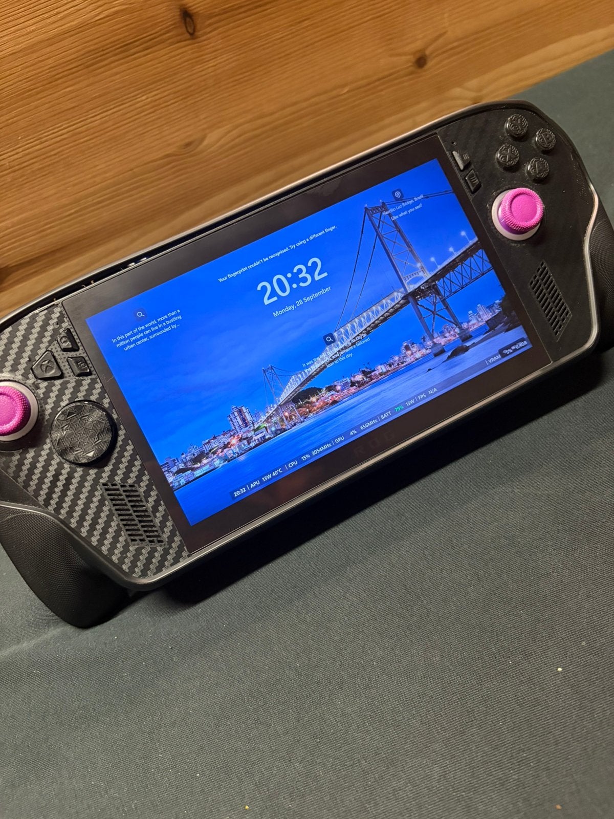 ASUS Xbox ROG Ally X  modded, Ophalen of Verzenden, Zo goed als nieuw