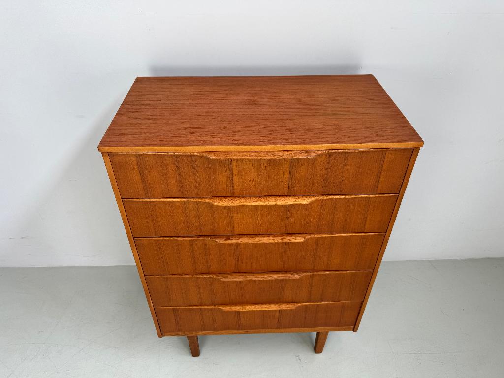 Vintage ladekast Austinsuite, Verzenden, 50 tot 100 cm, Zo goed als nieuw, 3 of 4 laden