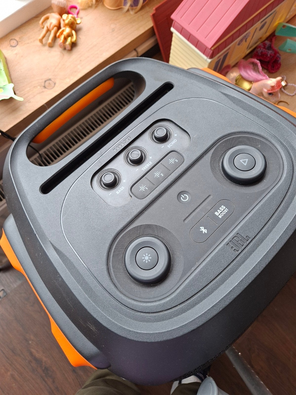 Foto 4 van 2 x JBL PARTY SPEAKER 710