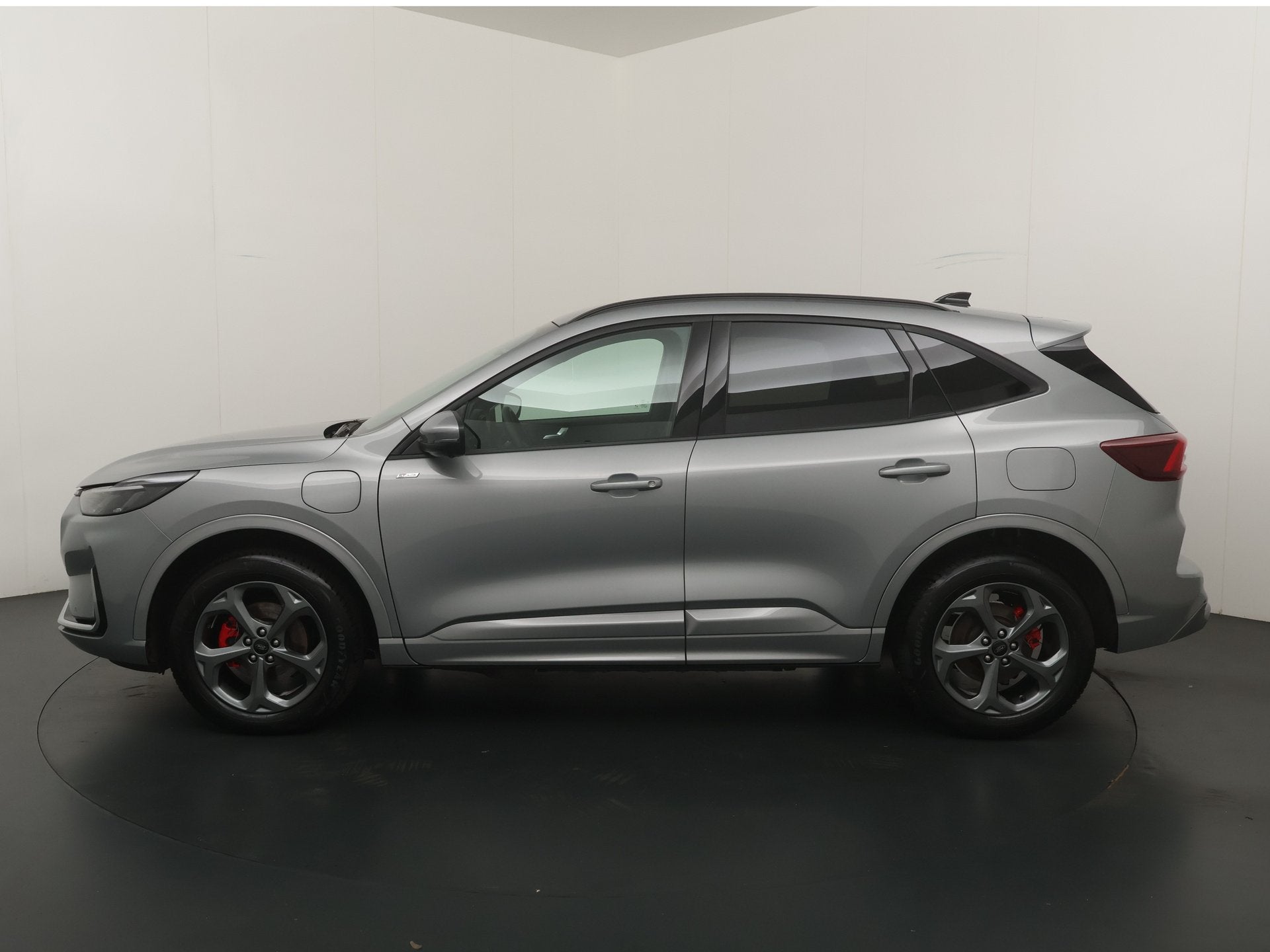 Ford Kuga 2.5 PHEV 243 pk ST-Line X | AGR stoelen | Adapt Cr, 14 kWh, Gebruikt, Zwart, Plug-in hybride