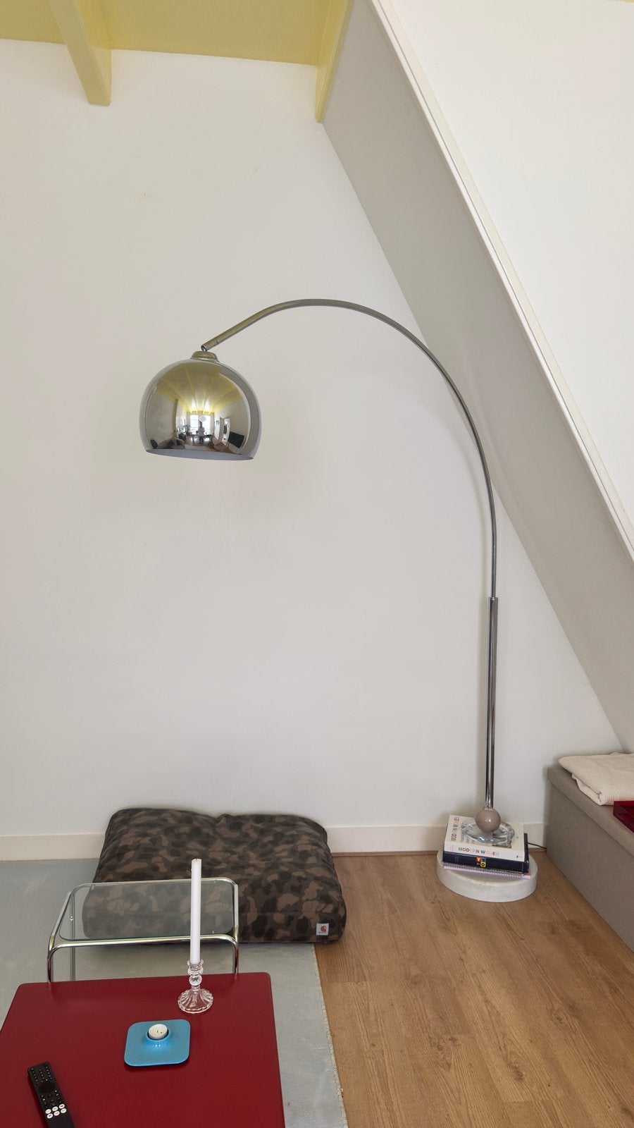 Grote booglamp met marmeren voet, Huis en Inrichting, Lampen | Vloerlampen, Ophalen, Zo goed als nieuw, Metaal, 200 cm of meer