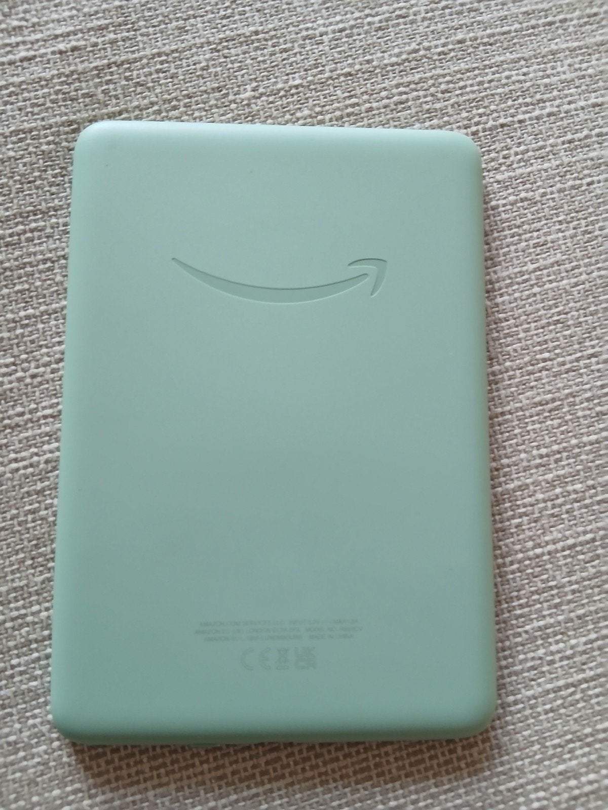 Amazon Kindle Paperwhite (11e Gen) - Groen met Hoes, Touchscreen, 6 inch of minder, Ophalen of Verzenden, 16 GB of meer