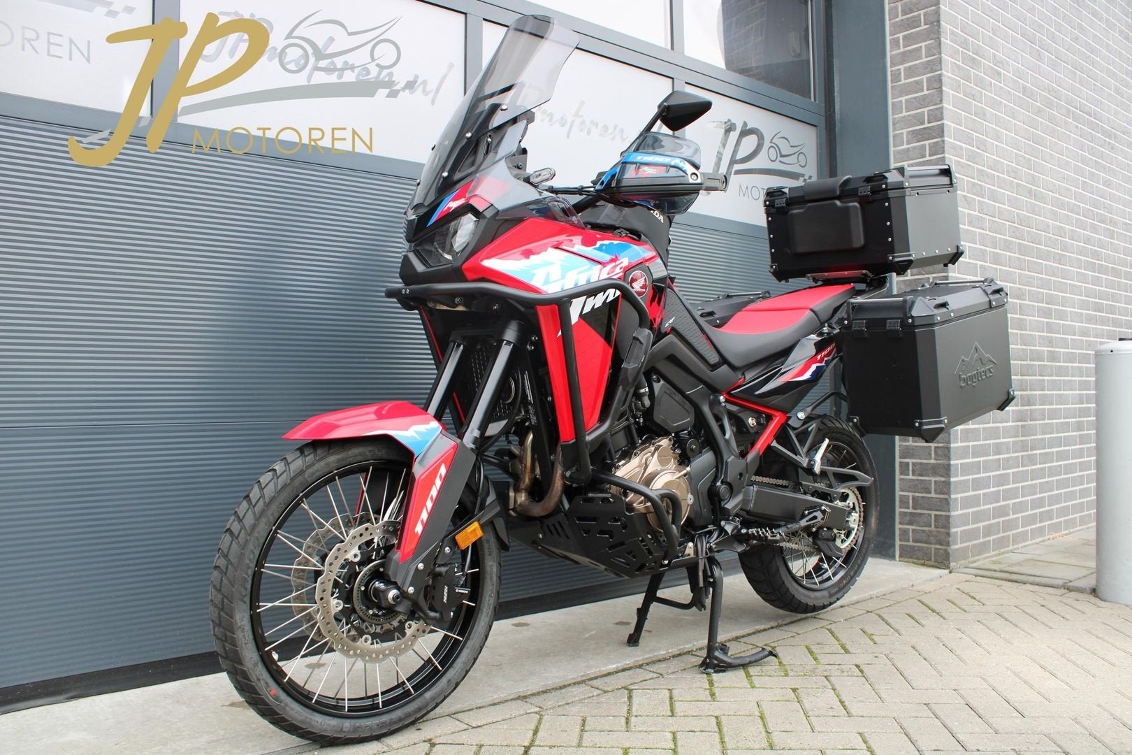 Honda CRF 1100 Africa twin DCT (2025) *Vele accessoires*, 2 cilinders, HONDA, Motorrijbewijs A, Bedrijf