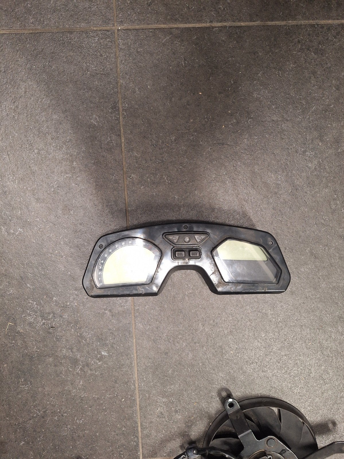 Gezocht km teller honda cb650f bj 2014 tot 2017, Ophalen of Verzenden