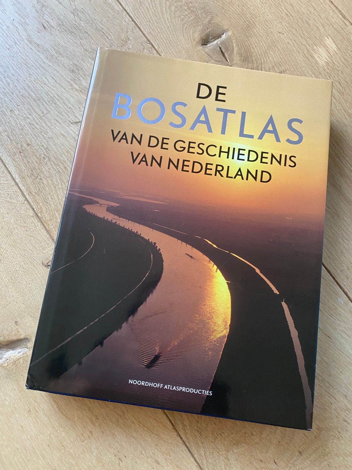 De Bosatlas van de geschiedenis van Nederland, Boeken, Atlassen en Landkaarten, Ophalen of Verzenden, Zo goed als nieuw, 1800 tot 2000