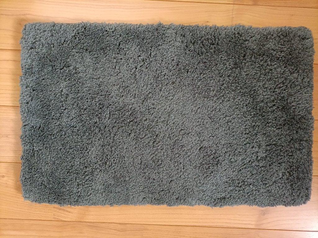 Donkergrijze badmat 80x50 cm - Zo goed als nieuw, Ophalen of Verzenden, Zo goed als nieuw, Grijs, Badmat