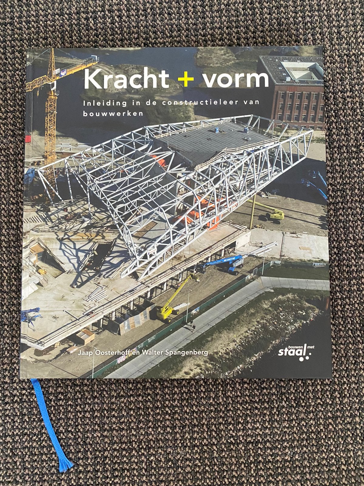 Kracht + Vorm, Ophalen of Verzenden, Zo goed als nieuw, Bouwkunde