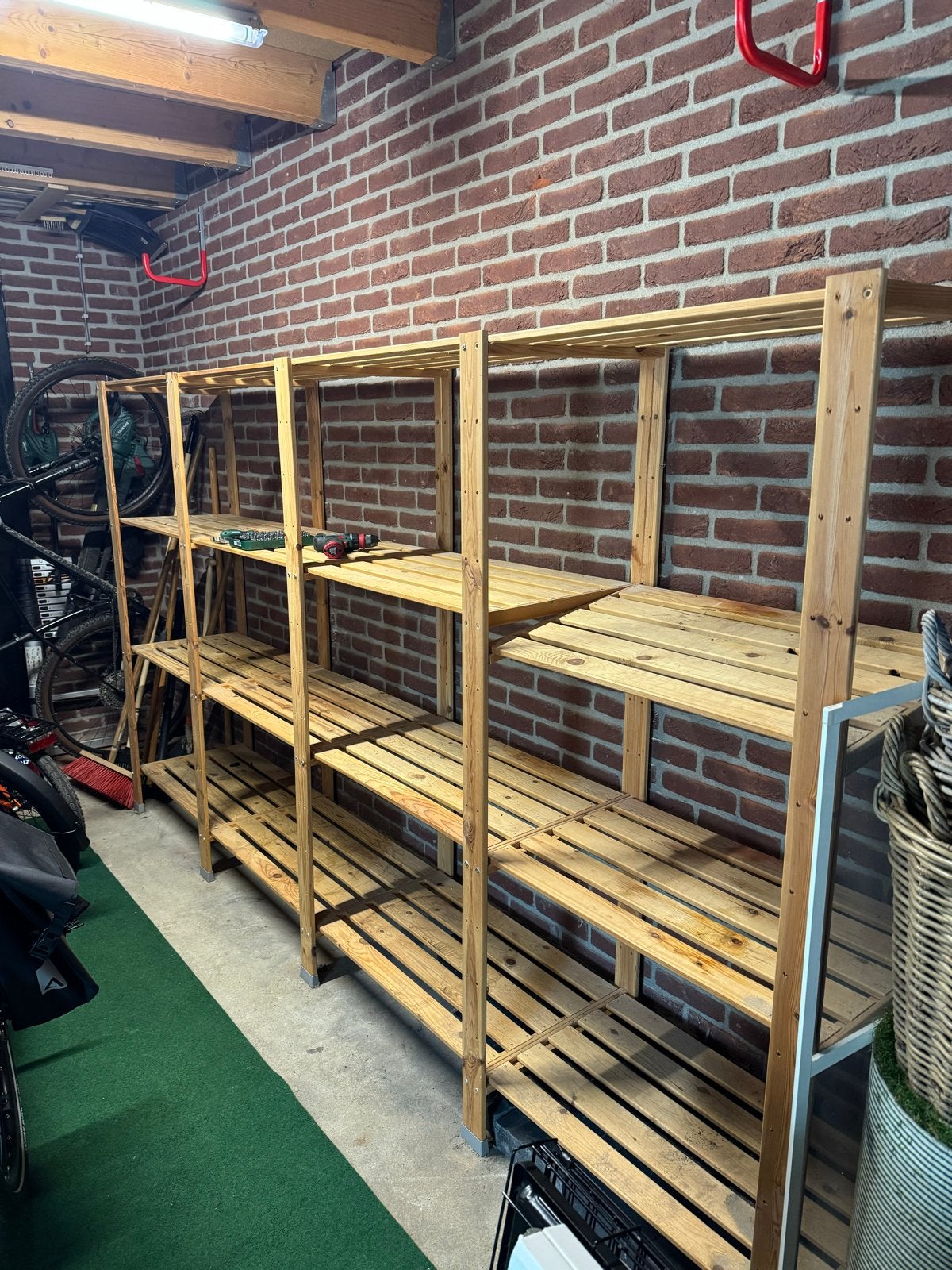 Houten opbergrek voor garage of berging, Ophalen, Gebruikt