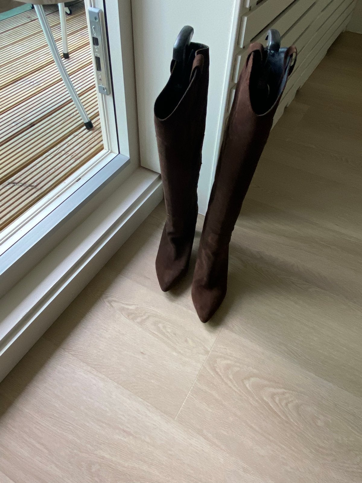 Fabienne Chapot suède laarzen ,hak 7cm , M 39, Kleding | Dames, Ophalen of Verzenden, Zo goed als nieuw, Bruin, Hoge laarzen