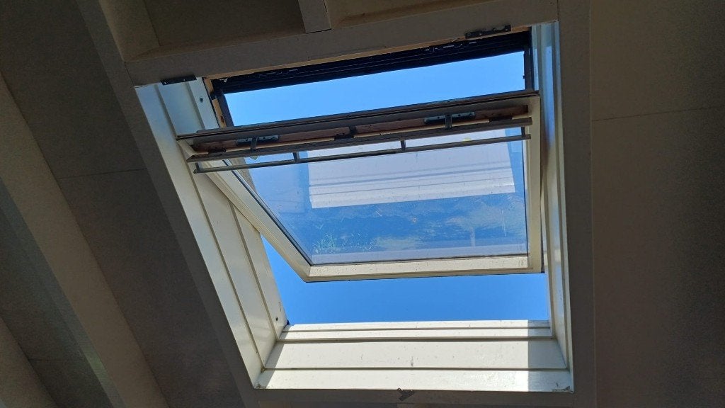 3 velux dakramen 114 x 118 cm. Dubbelglas. Een koop € 300.--, Ophalen, Gebruikt, 80 tot 120 cm, 80 tot 120 cm
