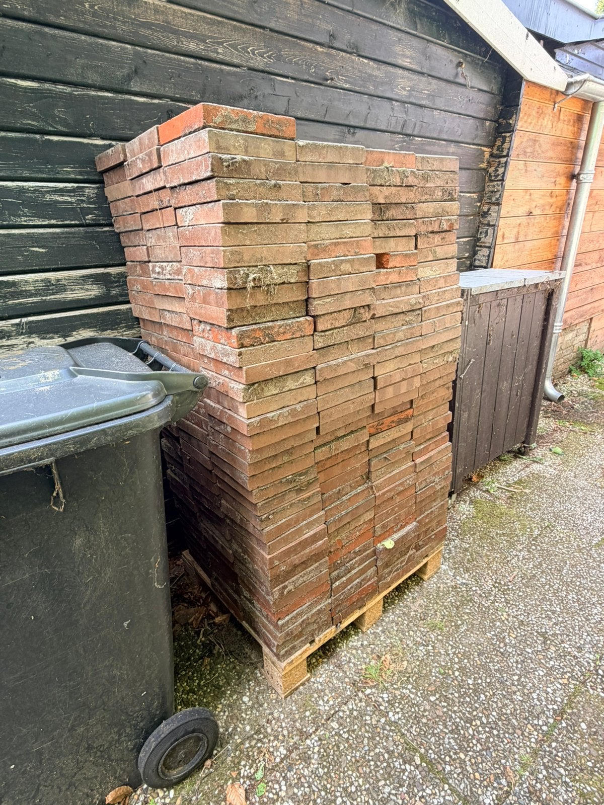 430 Betontegels rood 20x20x4 en 280 betontegels 30x30x4,5, Tuin en Terras, Tegels en Klinkers, Ophalen, Zo goed als nieuw, Beton