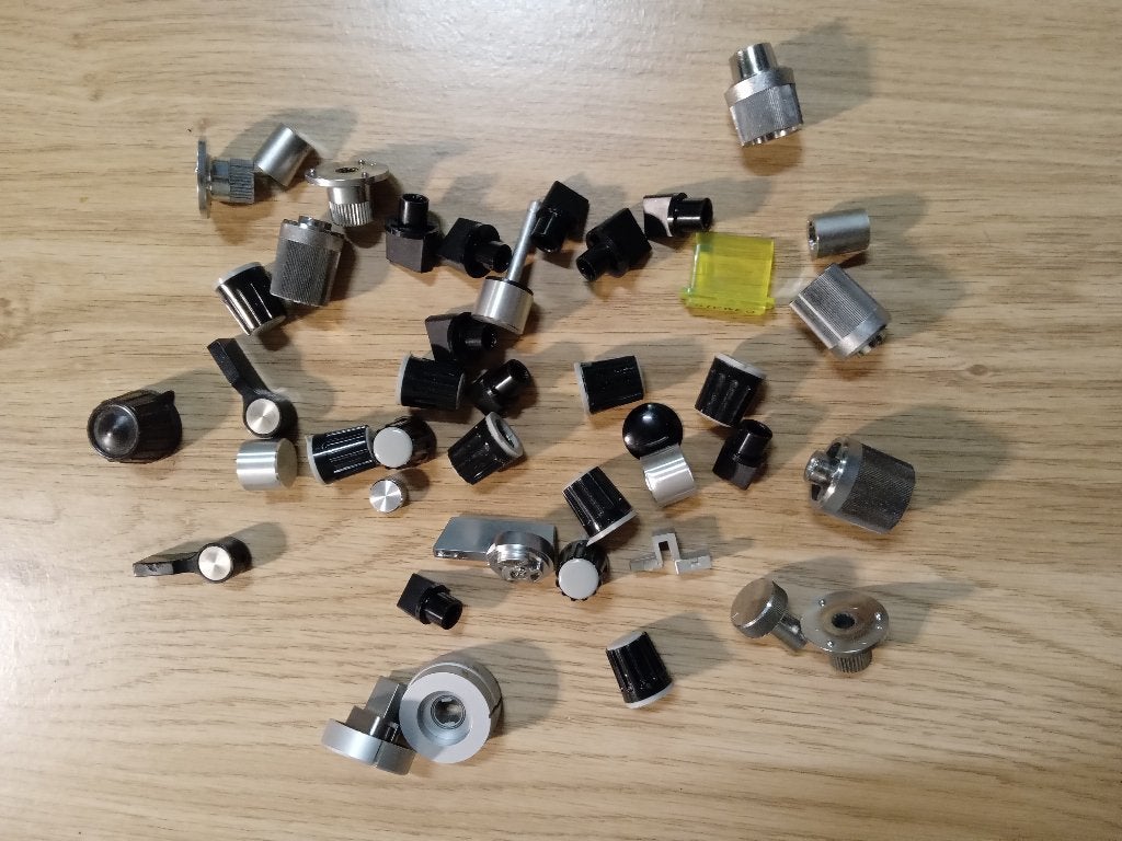diverse Knoppen, Verzenden, Zo goed als nieuw