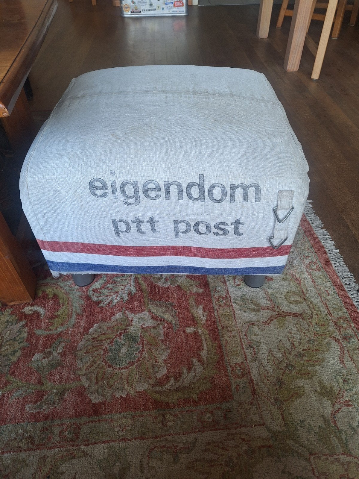 Post poef, Ophalen, Rond, Minder dan 50 cm, Minder dan 50 cm