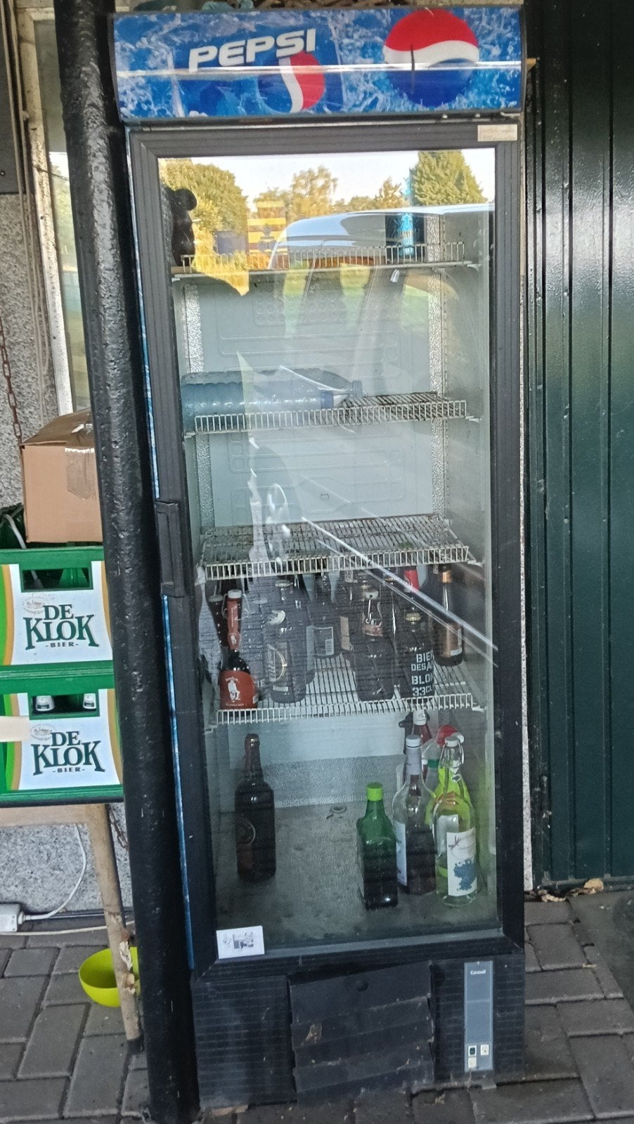 Pepsi Snelkoeler, Ophalen