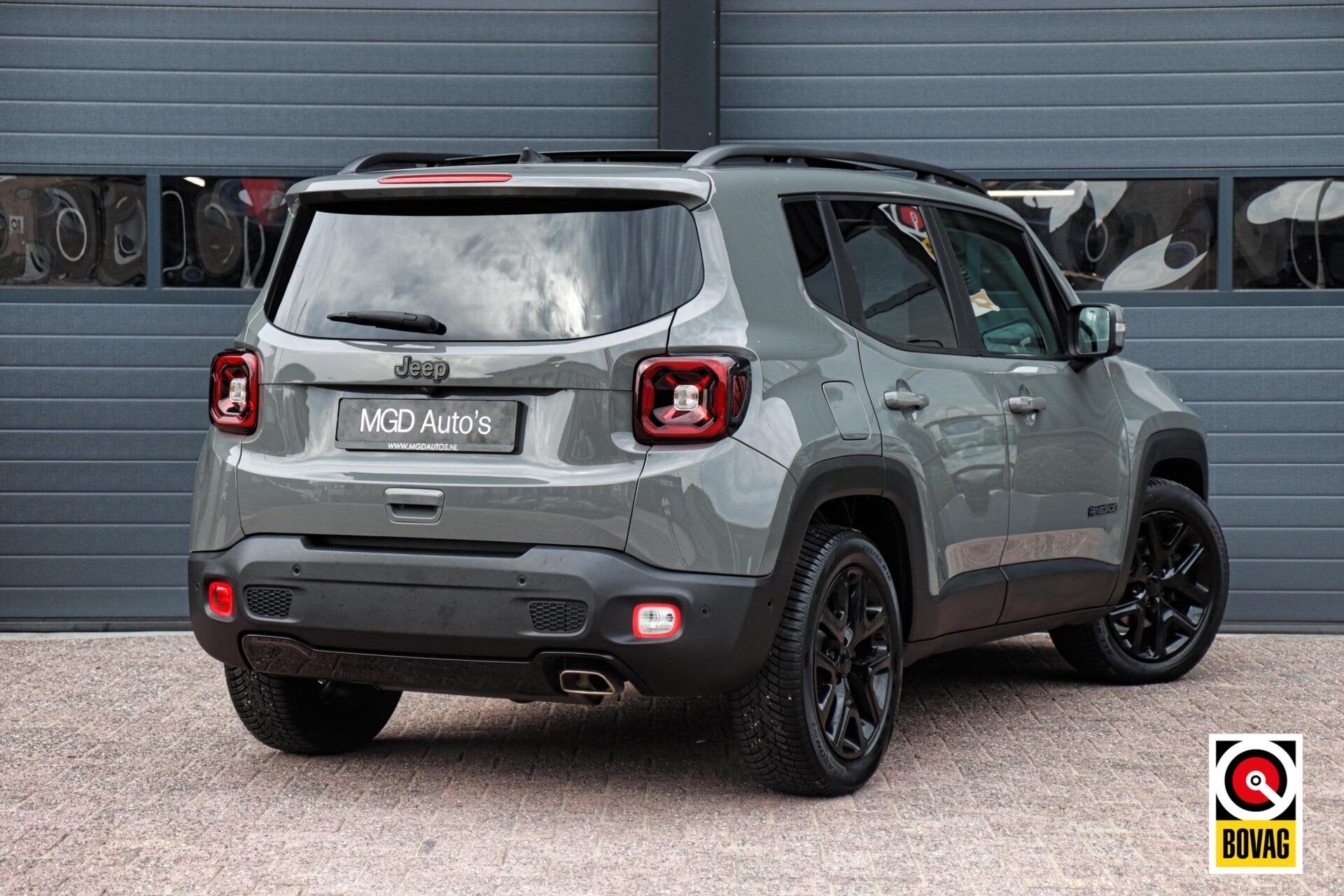 Jeep Renegade 1.3T Limited |LED|PANO|CARPLAY|CAMERA|KEYLESS|, Gebruikt, Bedrijf, SUV of Terreinwagen, Benzine
