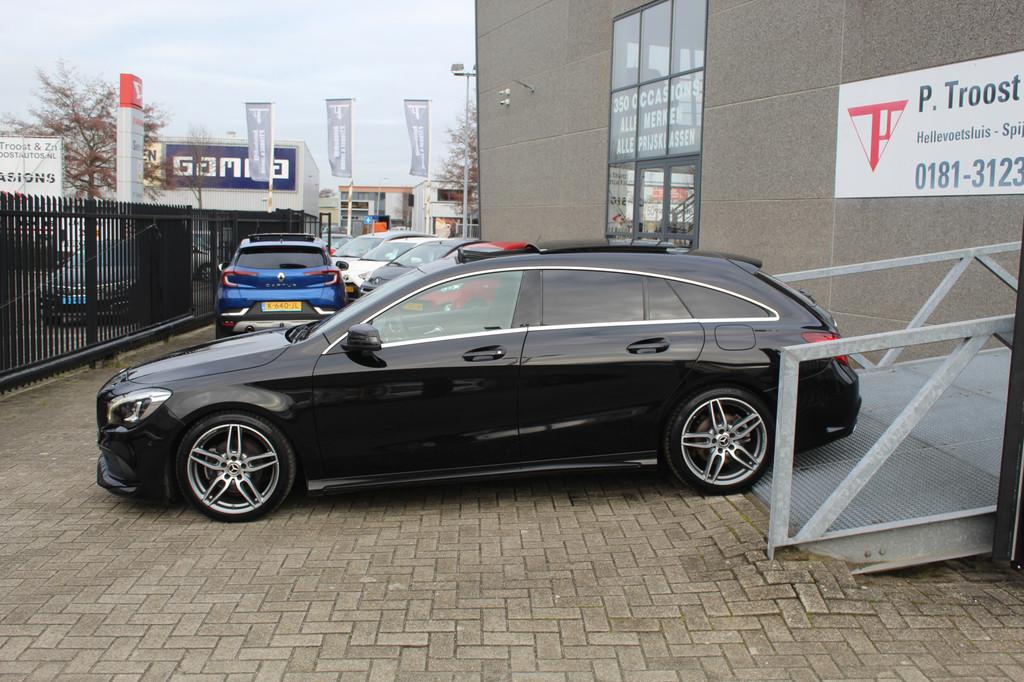 Mercedes-Benz CLA-Klasse Shooting Brake 180 AMG Automaat Pan, Gebruikt, Euro 6, 4 cilinders, 1595 cc