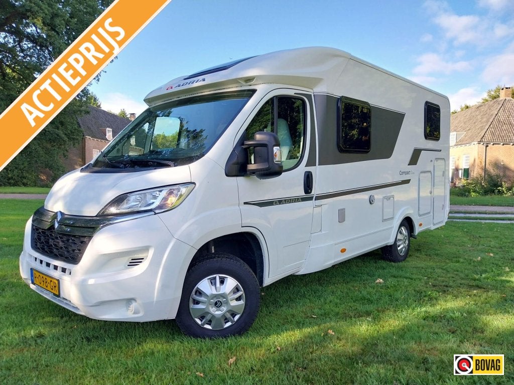 Adria Compact SL Met nog maar 84dkm., Caravans en Kamperen, Niet ingevuld, Ringverwarming, 6 tot 7 meter, Tot en met 3
