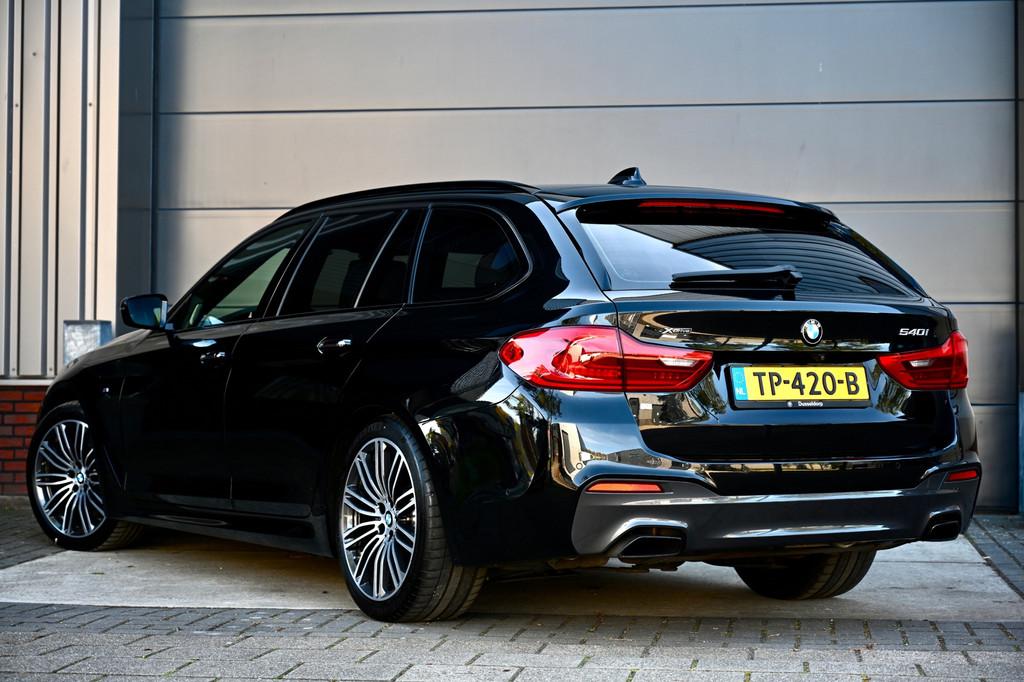 BMW 540i xDrive M-Sport High Exec | Pano | Comfortstoelen |, 2000 kg, Leder, 1740 kg, 2998 cc