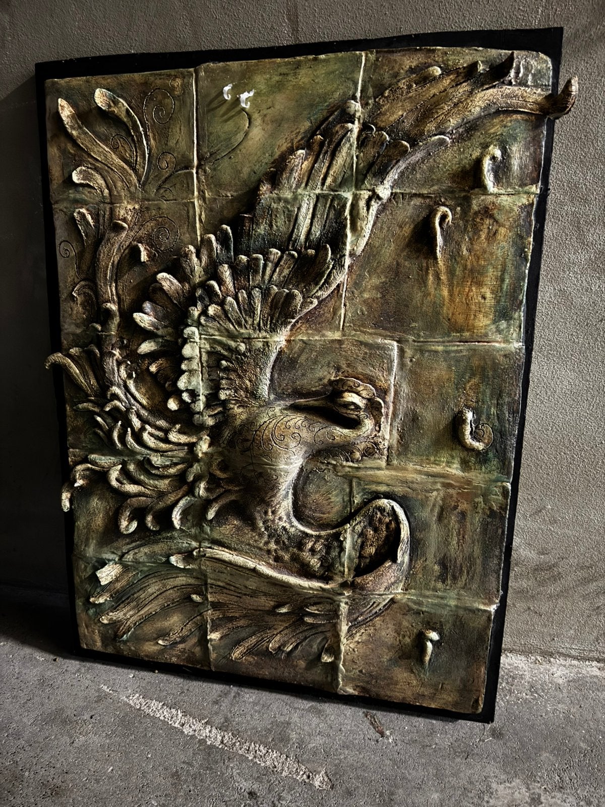 Prachtig Wandpaneel met Reliëf van Feniks, Huis en Inrichting, Ophalen of Verzenden, Zo goed als nieuw, Decoratieobject