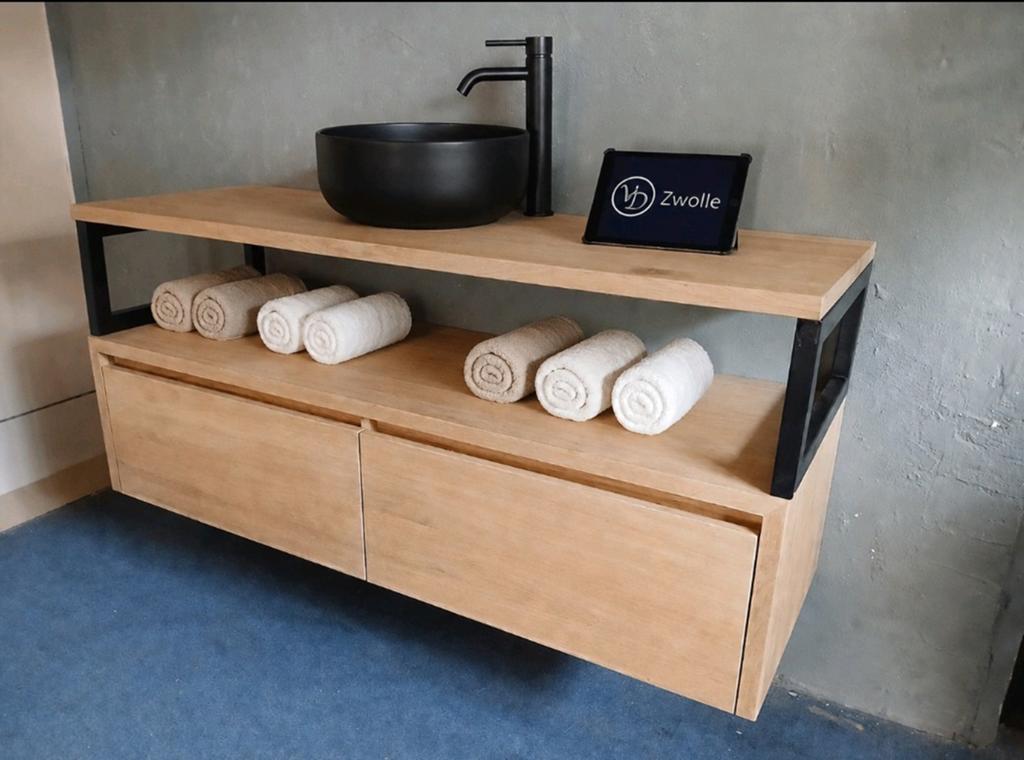 Eiken badkamermeubel op maat. Industrieel ook in notenkleur, Nieuw, Minder dan 100 cm, Wastafelkast, 25 tot 50 cm
