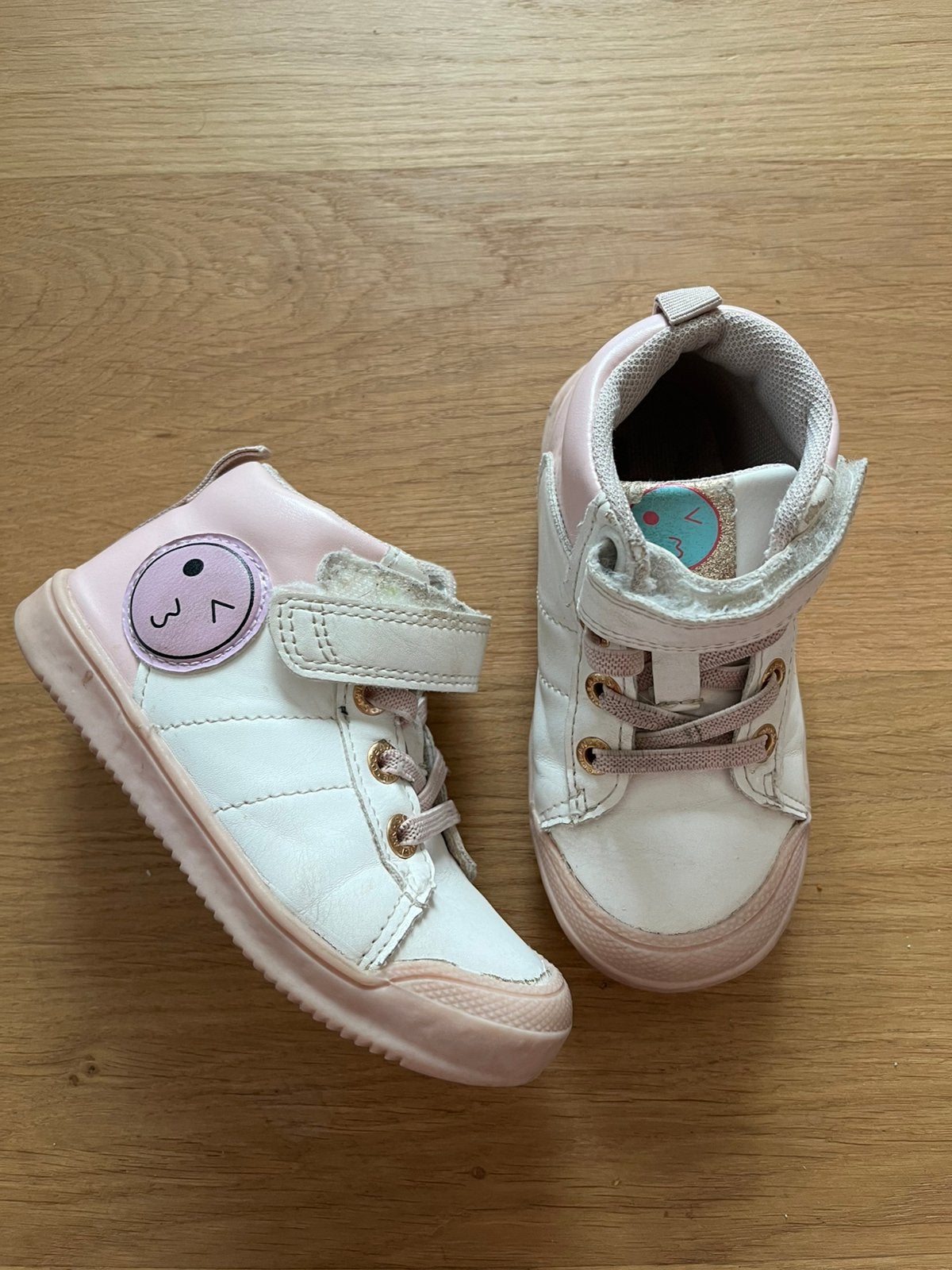 Schoenen meisje maat 25 wit, Ophalen of Verzenden, Zo goed als nieuw, Meisje, Schoentjes