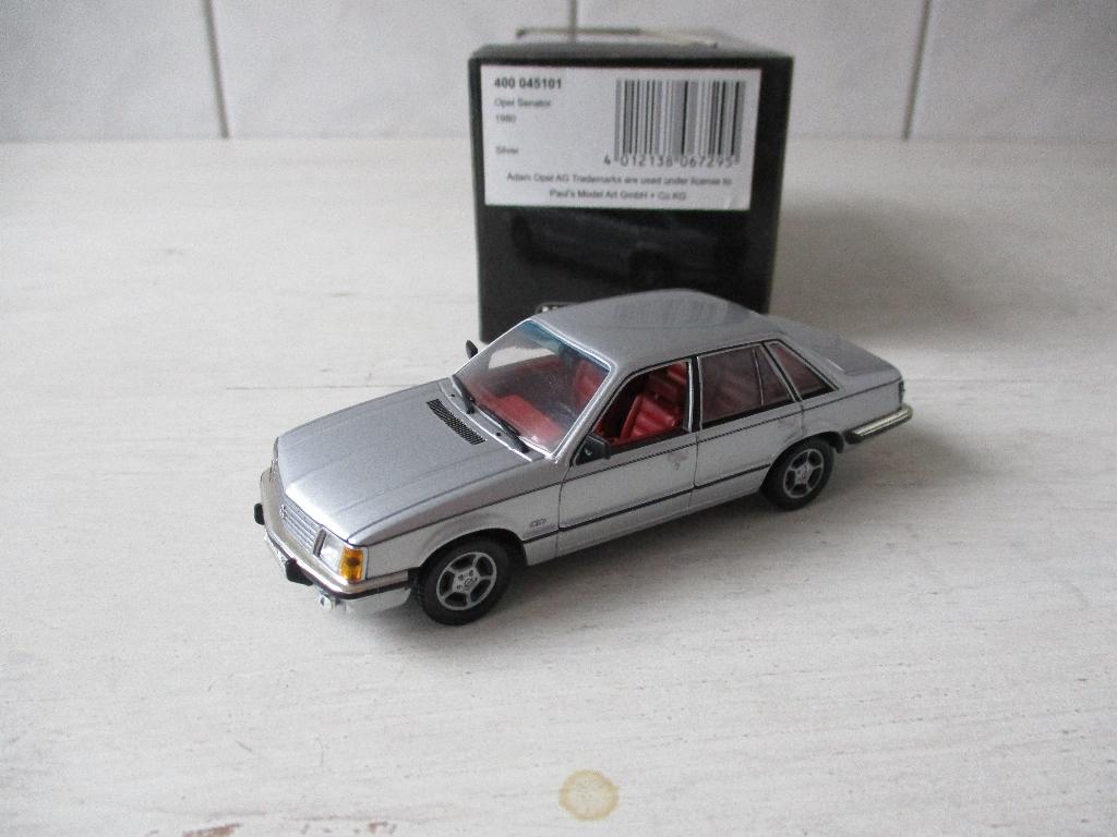 Minichamps Opel Senator 1980 Silver Schaal 1:43, Hobby en Vrije tijd, Modelauto's | 1:43, Ophalen, Nieuw, Auto, MiniChamps