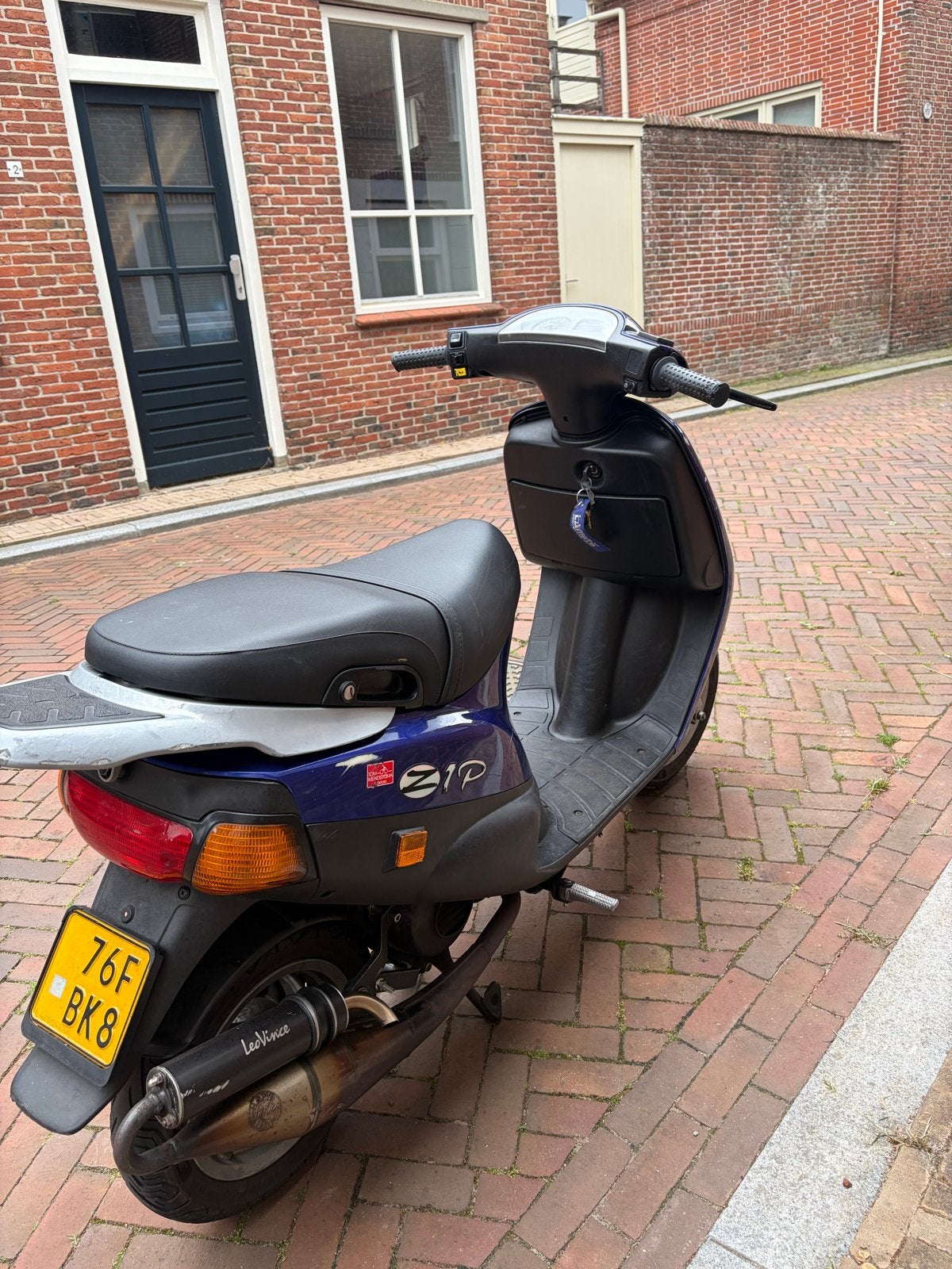 Zip type 3 brommer met 70cc Stage 6 MK2 Sport Pro, Fietsen en Brommers, Ophalen, Gebruikt, Maximaal 45 km/u