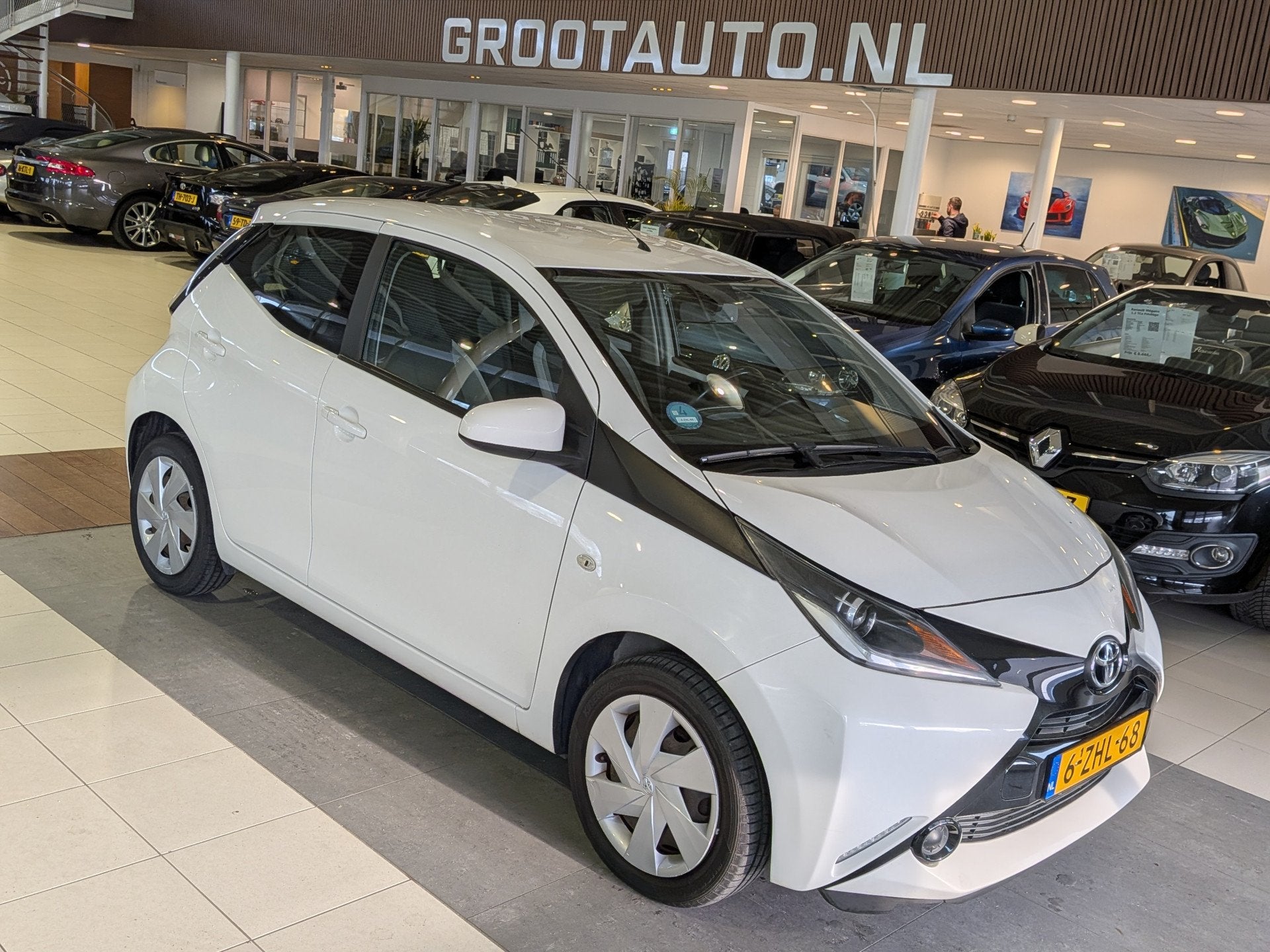 Toyota Aygo 1.0 VVT-i x-play Airco, Cruise Control, Stuurbek, Auto's, Voorwielaandrijving, Euro 5, Stof, Gebruikt