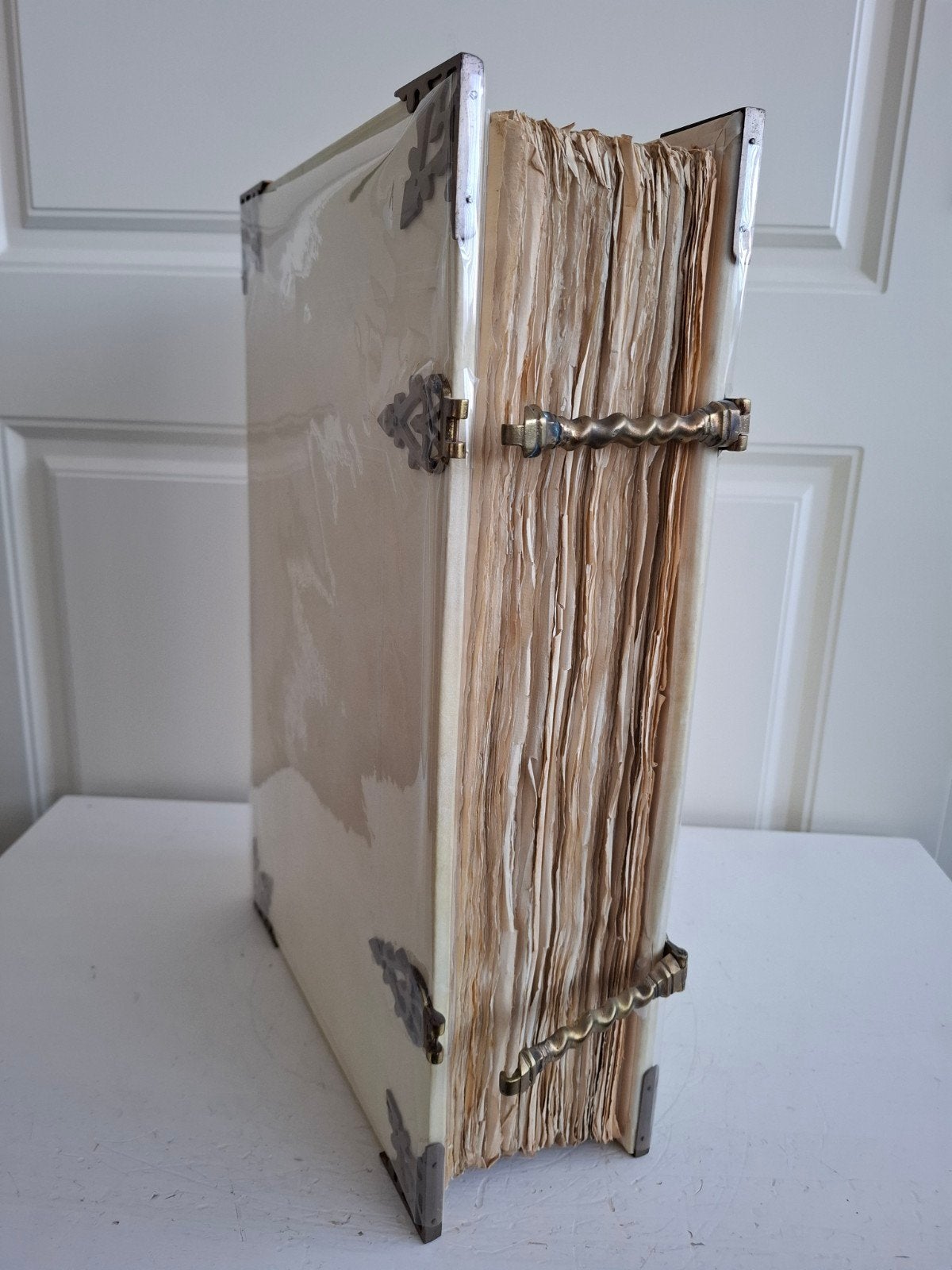 Biblia Bij de Nederlandsche Bijbel-compagnie anno 1867
te Am, Ophalen of Verzenden