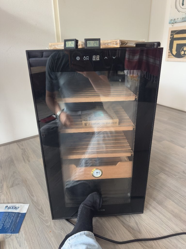 Klarstein El Presidente 50L Humidor, Ophalen, 50 tot 100 cm, Zo goed als nieuw, Met lade(s)