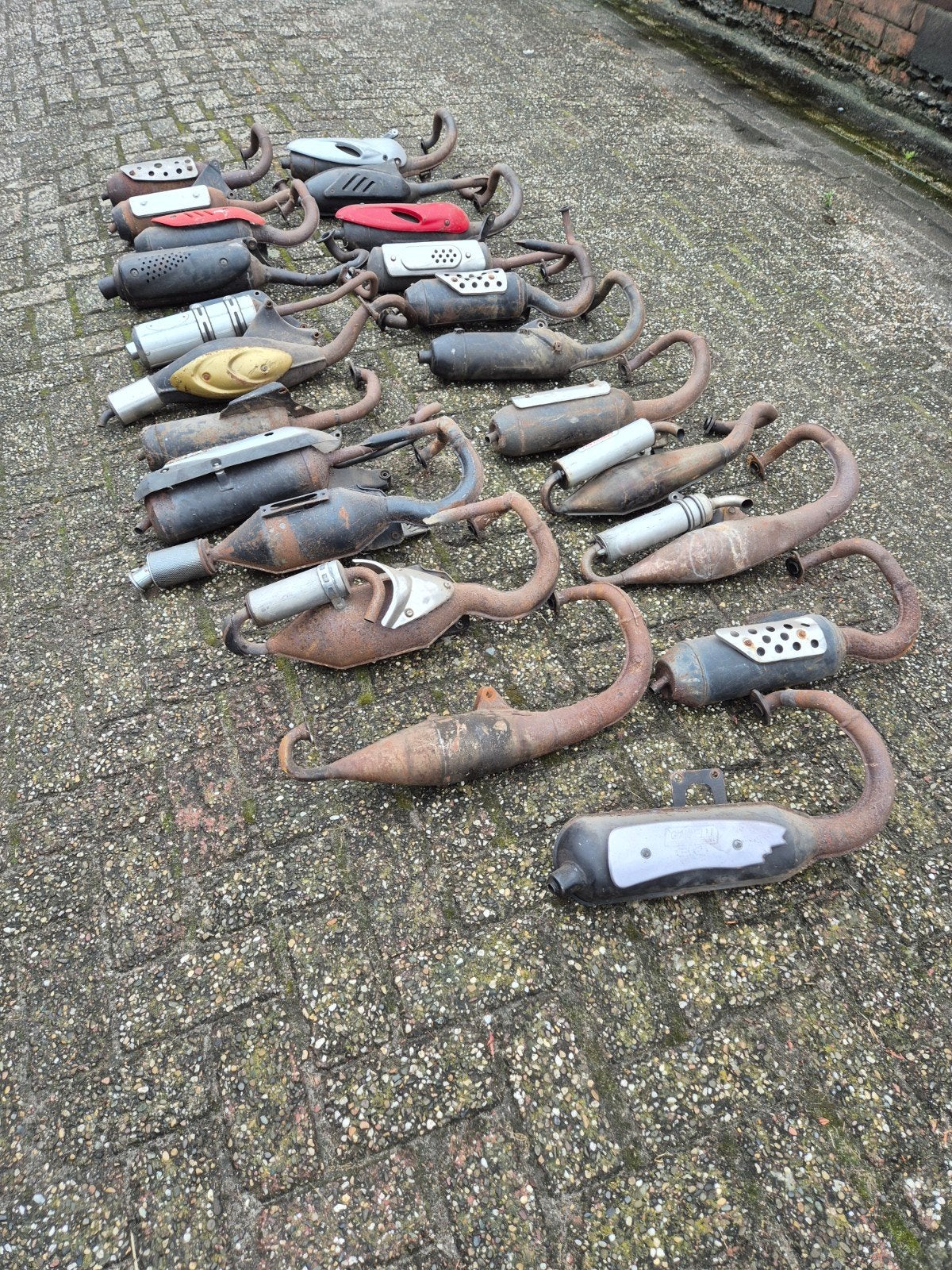 Scooter uitlaten Peugeot 2-takt, Fietsen en Brommers, Ophalen of Verzenden