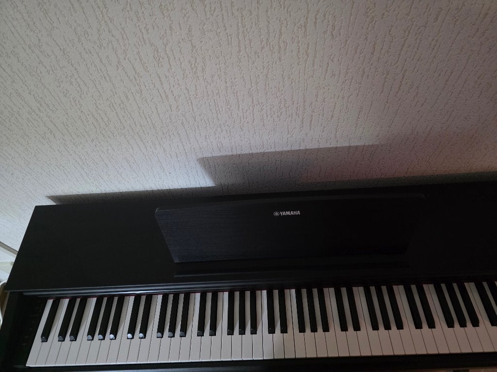 Piano, Ophalen, Zo goed als nieuw, Zwart, Piano