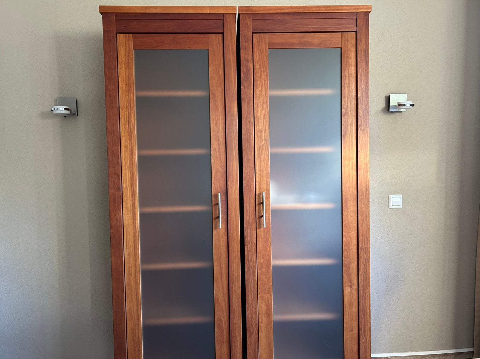 Moderne massieve kersenhouten kasten (2 stuks, 100% massief), Ophalen, Glas, 50 tot 100 cm, Modern