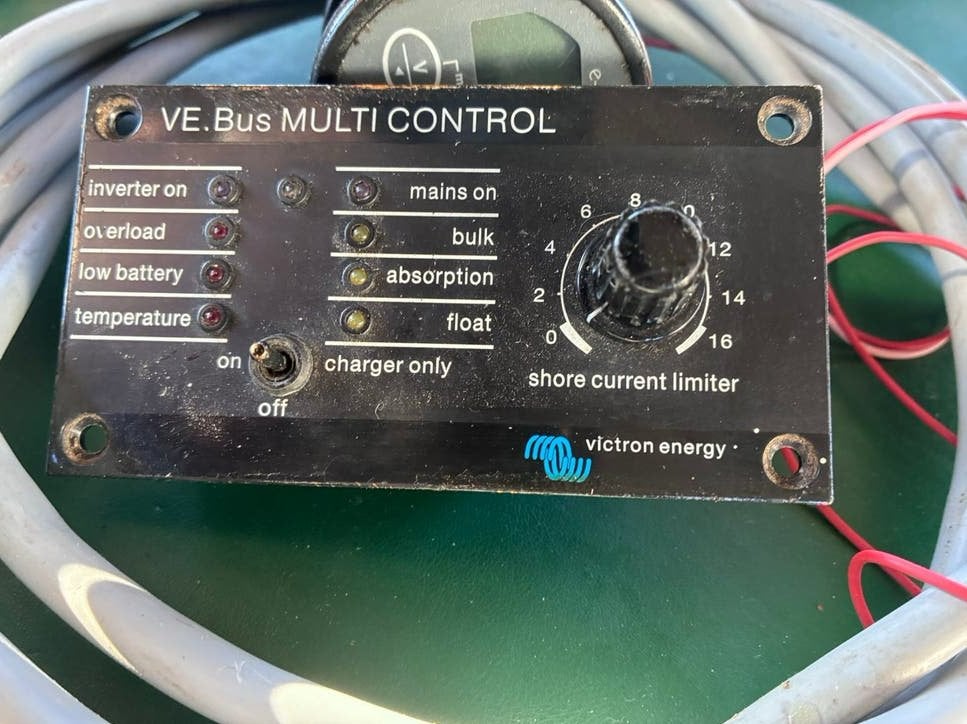 Victron multicontrol /battery monitor, Watersport en Boten, Gebruikt