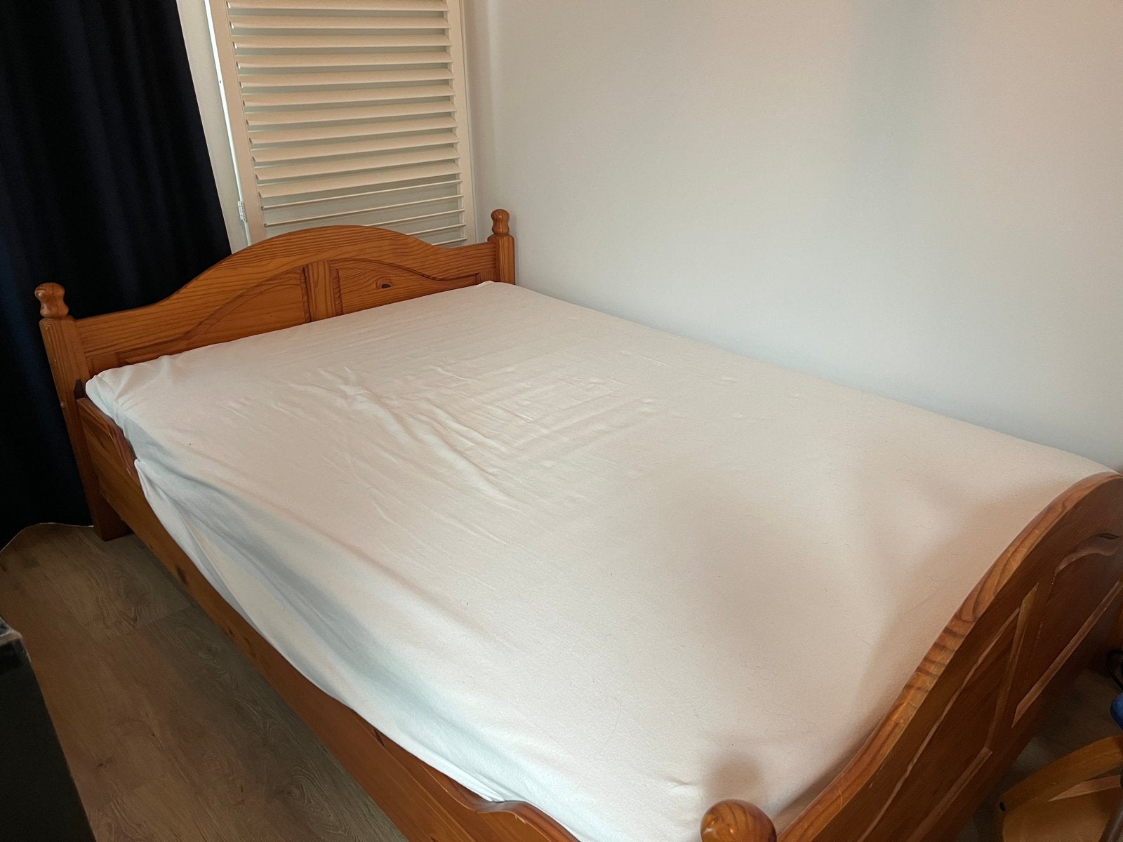 Twijfelaar met lattenbodem en matras, Gebruikt, Bruin, Twijfelaar, 200 cm