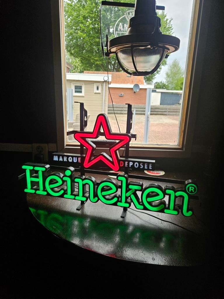 Heineken Neon Reclamebord - Lichtbak met Ster, Verzamelen, Merken en Reclamevoorwerpen, Ophalen