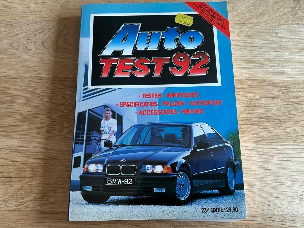 Auto Test 92 Boek - Uitgebreide Autogids uit 1992, Ophalen of Verzenden, Gelezen, Algemeen