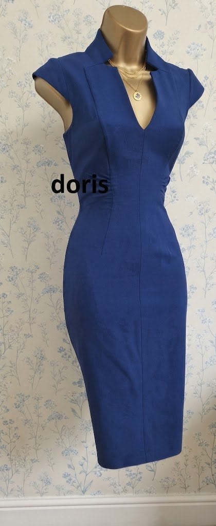 jurk Karen Millen maat 8/36 oksel tot oksel 40 cm t, Karen Millen, Blauw, Ophalen of Verzenden, Zo goed als nieuw